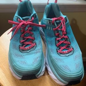 Size 10.5 Hoka one shoes small tear seen in pic